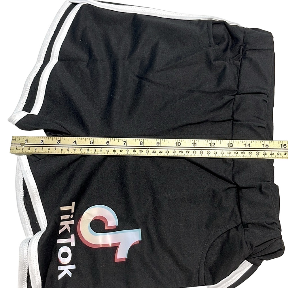 TikTok Logo Cropped Tee Shorts Lounge Set Pockets Large Bonus Tik Tok Stickers - Picture 10 of 16